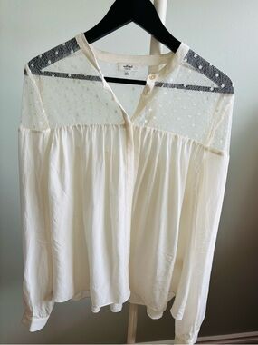 Wilfred 100% Silk Cream Long-Sleeve Blouse with Lace